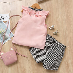 Conjunto de Ropa para Niñas con Bonito Lazo de Encaje y Cuadros - Product Image 2