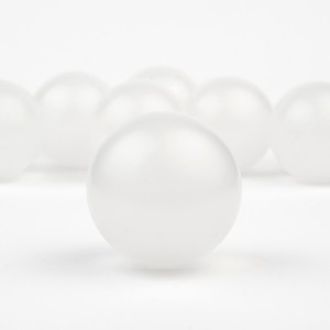 Balle en plastique creuse sans couture moulée par soufflage Fleid SCP-0003 pour jeu aquatique flottant - Product Image 4