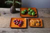 Cesta Elevada Quadrada Artesanal de Bambu com Laca Urushi Dourada, Ecológica, para Exibição de Frutas e Sobremesas