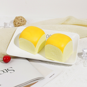 Jouet anti-stress en PU à rebond lent, en forme de pain hawaïen, doux, pour la décoration de fête et de cuisine, jouet apaisant l'anxiété, très populaire - Product Image 3