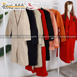 Manteaux en laine double face décontractés pour femmes, style coréen, col en V, manches longues, parfaits pour l'hiver - Collection KingAAA - Product Image 3