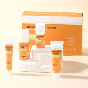 Lot de 4 Soins Visage Naturels Bio au Curcuma et Nicotinamide : Hydratant Éclaircissant et Nourrissant, Contrôle du Sébum - Product Image 2