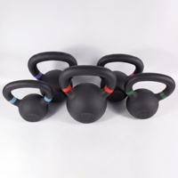 Kettlebell en fonte de 10 kg avec anneau coloré et poignée thermolaquée pour la musculation à domicile et en salle de sport, entraînement de force et haltérophilie
