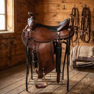 Silla de montar inglesa de cuero genuino BS International al por mayor, con armazón de madera, suave, cómoda, duradera, OEM personalizable - Product Image 1