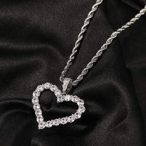 TOP ICY Diseño simple 5mm 5A Cubic Zircon Corazón Colgante Collar Iced Out Diamond Love Family Rose Gold Mujeres Collar de lujo - Product Image 4