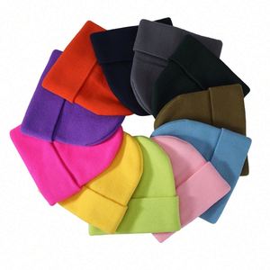 Gorros de Punto al por Mayor para Adultos, Hombres y Mujeres, de Color Sólido, en Stock, Gorro de Invierno Cálido, con Logotipo Personalizado, Gorro de Punto Colorido - Product Image 1
