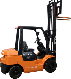 Montacargas Toyota FD20/FD30 Usados, Fabricados en Japón, Alta Calidad, en Excelente Estado, Casi Nuevos y Económicos, 4500 kg, 0-2000 Horas - Product Image 1