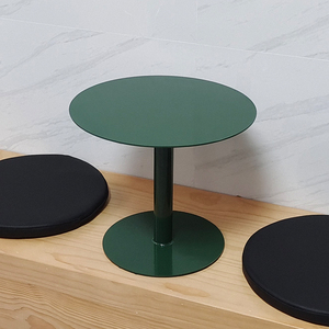 Mesa de centro redonda de metal de estilo Wabi-sabi, mesa baja pequeña para sala de estar, mesa de esquina lateral para sofá verde de hierro forjado - Product Image 1