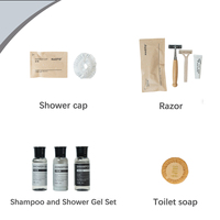 Kit d'articles de toilette jetables neutres et minimalistes pour hôtels, ensemble complet de pantoufles douces bleu marine et de produits de toilette pour salle de bain des invités