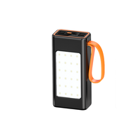 Prix le plus bas pleine capacité 30000mah batterie externe 4 sortie USB charge rapide banques d'alimentation portables avec poignée lumière de camping