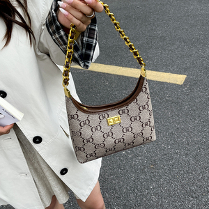 Sac à main tendance pour femmes, grande capacité, avec design à chaîne pour le porté épaule. 99127 - Product Image 4