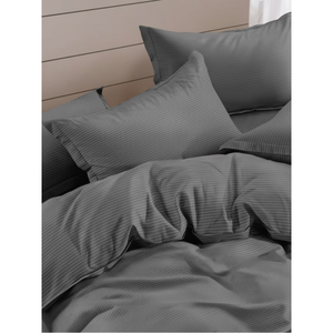 ชุดเครื่องนอนลายทางสีเทา ผ้าฝ้ายพรีเมียม เนื้อสัมผัสนุ่ม ทนทาน ชุดเครื่องนอนทันสมัยสำหรับห้องนอน ขายส่ง ผู้ผลิต OEM - Product Image 5