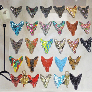 Colgantes con Forma de Cabeza de Lobo al por Mayor, Calaveras de Cuarzo Talladas en Piedra Natural para la Fabricación de Joyería Infantil, Estilo Clásico - Product Image 3