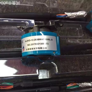 ชางชุน ยูเฮง โรตารี่เอนโค้ดเดอร์ A-ZKD-12-250BM4P-G05L-D สำหรับใช้งานในอุตสาหกรรม - Product Image 3
