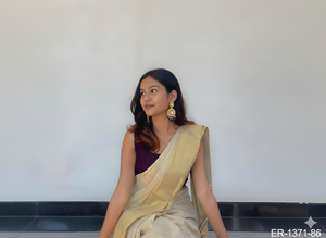 Boucles d'oreilles Polki traditionnelles élégantes 4,5 cm et 35 g Parfaites pour les tenues de mariée, les fonctions de mariage et les tenues ethniques - Product Image 3