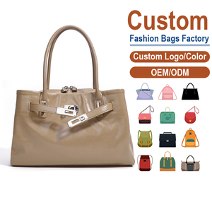 Bolso Tote Versátil de Cuero de Grano Completo, Cierre con Pestillo, Fábrica Personalizada OEM/ODM, Bolso Chic para Mujer - Product Image 1