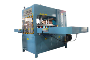 Machine de soudage haute fréquence <span class=keywords><strong>automatique</strong></span> pour bâches PVC et cuir, grande puissance, avec table coulissante - Product Image 3
