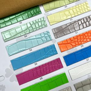 पु पेटेंट के साथ दो टोन रंग मगरमच्छ त्वचा एम्बॉसफ़िल्टर अशुद्ध चमड़े चादरें बनाने के लिए बैग का उपयोग - Product Image 2