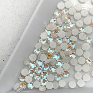 Vente directe usine – Lot de 500 grosses unités de strass thermocollants SS10 Néon Rose AB pour vêtements - Product Image 4