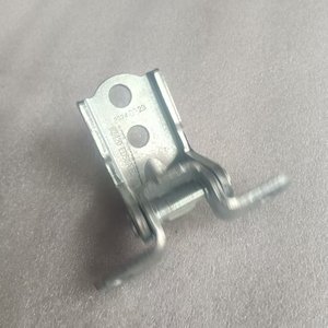 ชุดประกอบบานพับประตู82420ED50A ชั้นหนึ่งชิ้นส่วนรถยนต์ - Product Image 2