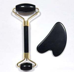 <b>Jade</b> <b>Roller</b> Set de rodillo de masaje y gua sha de obsidiana - Product Image 6