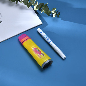 Penna acquerello all'ingrosso novità tricolore penna magica arcobaleno 3 in 1 pennarello magico acquerello arcobaleno - Product Image 2