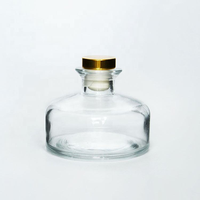 Bouteilles diffuseur de parfum pour voiture en verre transparent de 150 ml, prêtes à être expédiées, plates, courtes, rondes, avec bouchon et anneau de fermeture