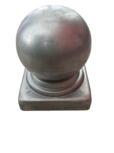 Tappo per Palo di <span class=keywords><strong>Recinzione</strong></span> 4x4 Contemporaneo in Metallo e <span class=keywords><strong>Ferro</strong></span>, Piccolo per Recinzioni da Giardino, Tralicci e Cancelli, in Acciaio Fuso Sabbiato, Decorativo per Parte Superiore del Palo - Product Image 2