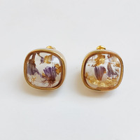 Boucles d'oreilles en argent plaqué or de Style ethnique élégant pour femmes Bijoux de mode Goujons en résine de fleurs séchées naturelles pour filles