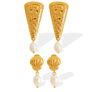 Pendientes de Perlas Artificiales con Diseño Oceánico, Textura de Concha Dorada, Joyería para Mujer, Chapado en Titanio de 18K, Acero Inoxidable - Product Image 5