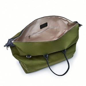 Waterproof Luxury Travel Duffel Bag Large Capacity Luggage Tote Shoulder Bag Outdoor Bag for Men and Women - Product Image 5