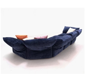 Divano STG in Stile Italiano Moderno e Minimalista, Forma a Petalo in Tessuto Chenille, per Soggiorno, Camera da Letto, Villa, Divano Irregolare in Legno Massello - Product Image 5