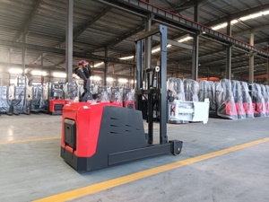 Weliftrich 1.5ton 1500kg Apilador de contrapeso Apilador de equilibrio de pie 3M 4m Completamente duradero Confiable para industrias minoristas - Product Image 6