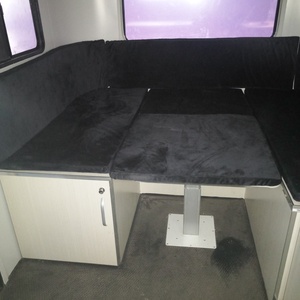 4-Horse Goose Neck Float Customized Color Comfortable Horse <b>Trailer</b> - Product Image 2