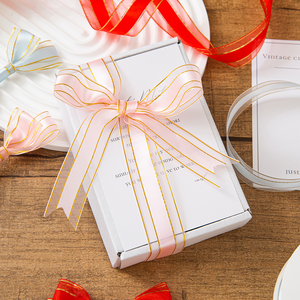 Kotak hadiah jala tepi emas 2.5cm 45Yard kotak kue <span class=keywords><strong>Satin</strong></span> tanpa kata warna Solid tepi Tengah pita - Product Image 4