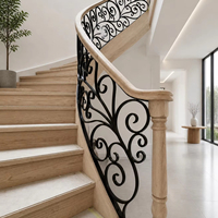 Escalier Courbé Moderne pour Villa, Duplex, Salon – Marches en Bois Massif, Garde-corps en Fer Forgé – Décoration Intérieure d'Escalier