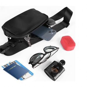 Riñonera Deportiva Pequeña de Nailon Impermeable con Logotipo Personalizado, para Teléfono Móvil, con Correa para la Cintura - Product Image 1