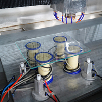 Centre d'usinage CNC de haute précision avec fixation automatique par ventouse, capacité de 3 verres de 19 mm d'épaisseur, machine de traitement du verre