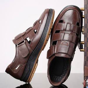 Sandales en cuir marron pour hommes, fermeture Velcro plate, respirantes, bout fermé, semelle en caoutchouc, grande taille 47 48 - Product Image 1