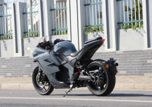 Nouvelle Arrivé<span class=keywords><strong>e</strong></span> <span class=keywords><strong>Moto</strong></span> Électrique de Course 3000W Batterie Lithium 72V Motos Électriques - Product Image 3