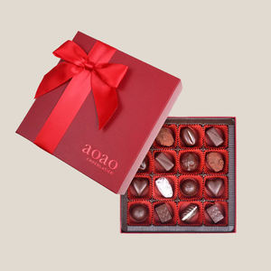Emballages de luxe pour chocolats, dossiers rigides à fermeture magnétique, laminage mat fait main, écologiques, en gros, personnalisables avec gaufrage - Product Image 3