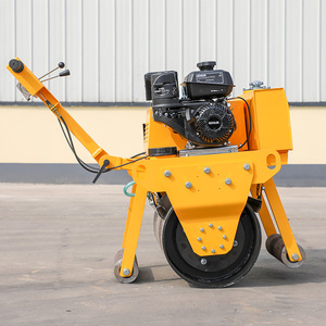 Compacteur de route à double tambour de type rouleau, spécial travaux de terrassement profonds, pour l'entraînement à vélo sur route - Product Image 6