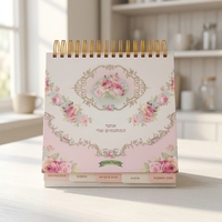 Carnet de notes style calendrier de bureau, reliure spirale, format 23x23cm, motif rose vintage, pour la prise de notes quotidiennes et la décoration de table.