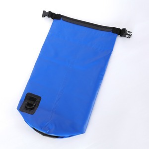 ผ้าใบกันน้ำ PVC 500d สำหรับใช้งานกลางแจ้ง กระเป๋าเดินทางกันน้ำ 10 ลิตร สำหรับชายหาด ทะเล พร้อมสายสะพายไหล่ปรับได้หนึ่งเส้น - Product Image 2