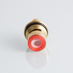Accessoires en laiton modernes, diviseur d'angle en céramique de qualité, pour usage hôtelier, vente en gros - Product Image 2