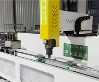 Machine de perçage et de fraisage CNC en aluminium OUWO 4200 mm avec magazine à outils et table inclinable à 180 degrés pour fabricants de fenêtres