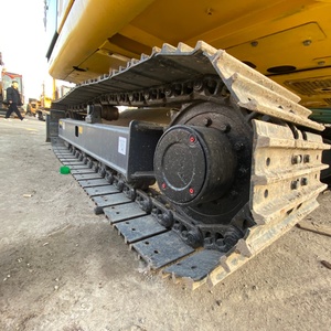 Presque neuf, économique en carburant, pas cher, excavatrice sur chenilles Komatsu PC70 de 7 tonnes d'occasion, moteur pour usage agricole et domestique - Product Image 6
