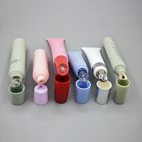 D19mm PE Tête Baume À Lèvres Tube Estampage À Chaud Personnalisé Brillant À Lèvres Tubes Squeeze Cosmétiques Emballage