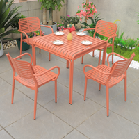 Ensemble de table à manger carrée en aluminium moderne de haute qualité pour hôtel et usage extérieur, meubles de patio durables et imperméables