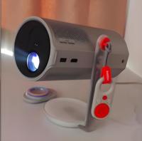 Xgimi Play6 Projecteur portable 1080P HD Support tout-en-un 12W Haut-parleurs Harman Kardon
